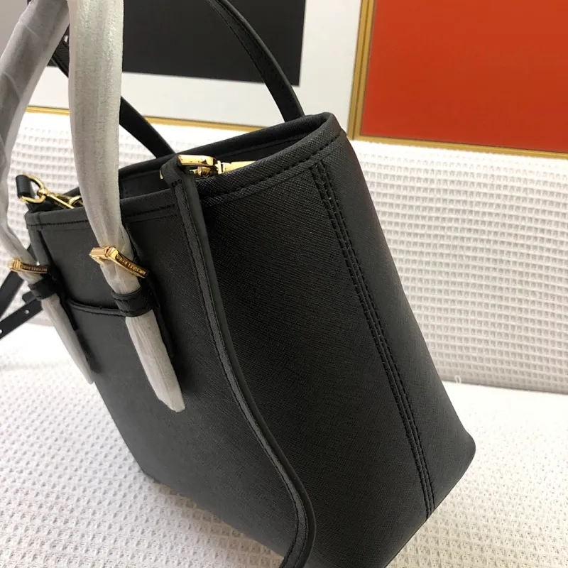 All Categories Official Website "Brand Women's Bags" Women's Bags 💙 MK 2023 New MK Crossbody Bag